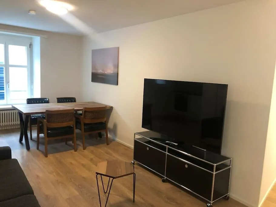 Fantastic 2Br Flat Close To Paradeplatz - Canal2 Zurich Apartment